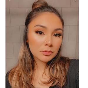 Meet your Posher, Sheyleena